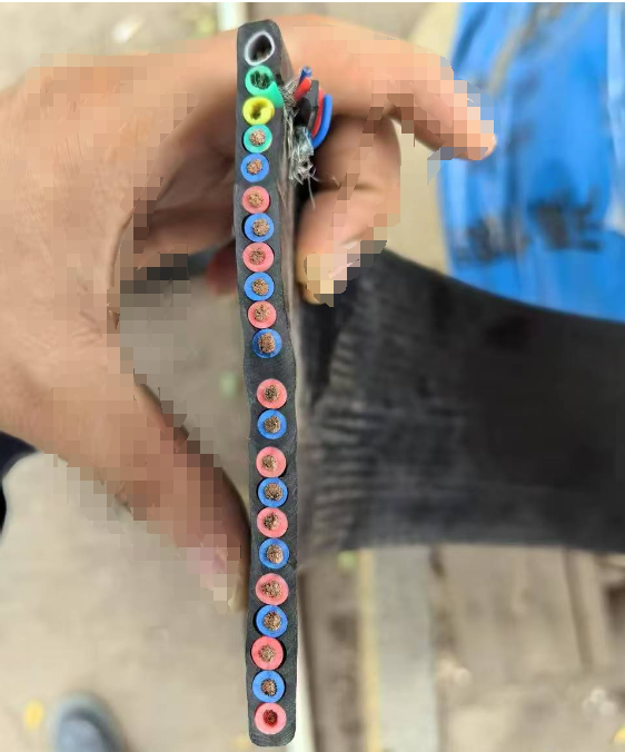 影視燈光設備用低煙無鹵帶狀電纜13*4+2DMX+1CAT6